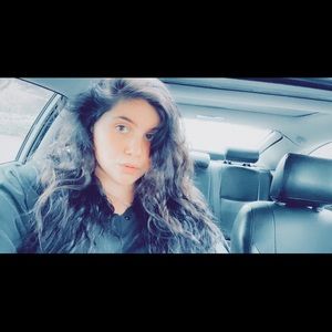 Meet your Posher, Katelyn